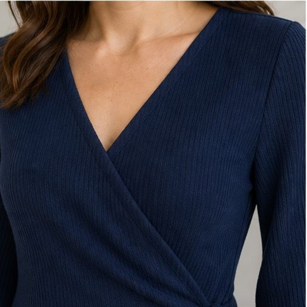 Navy V Neck Top - Picture 4 of 6